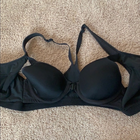 3/$20🔆VS knock out sports bra - Picture 2 of 4